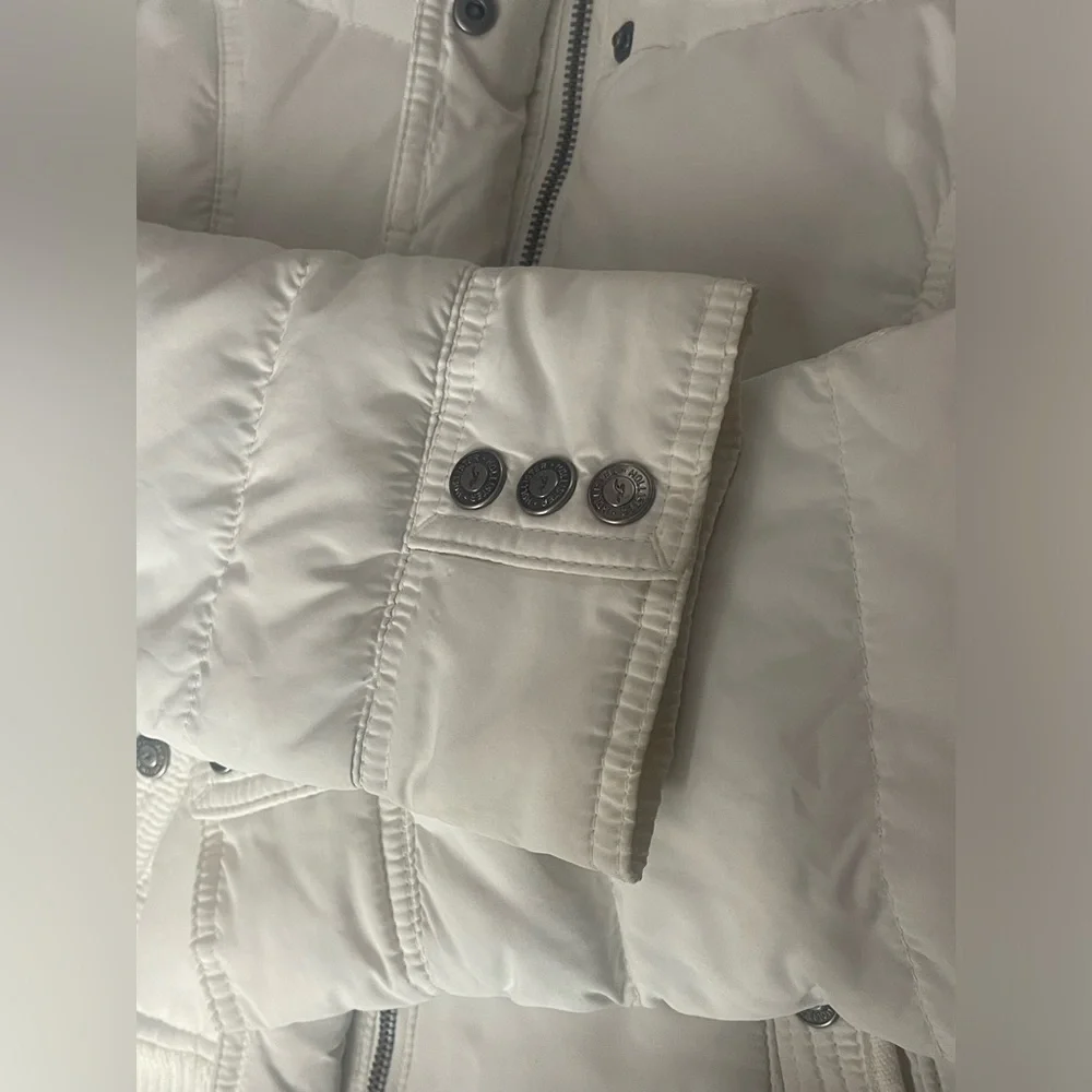 Jennifer body cream white  Puffer Jacket hollister vintage rare gap hoodie - Picture 9 of 15